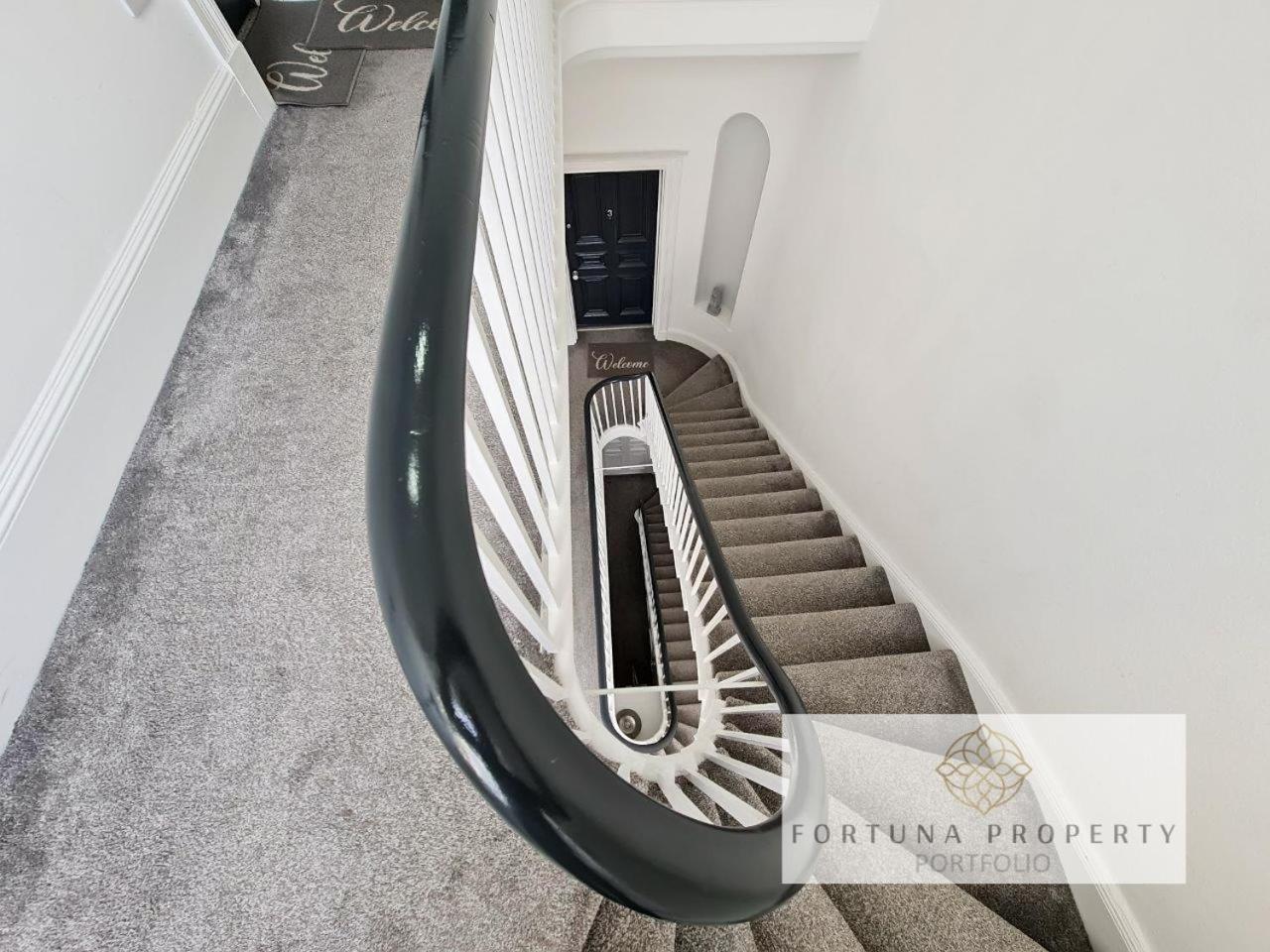 Margaret'S Loft By Fortuna Property Τσέλτενχαμ Εξωτερικό φωτογραφία